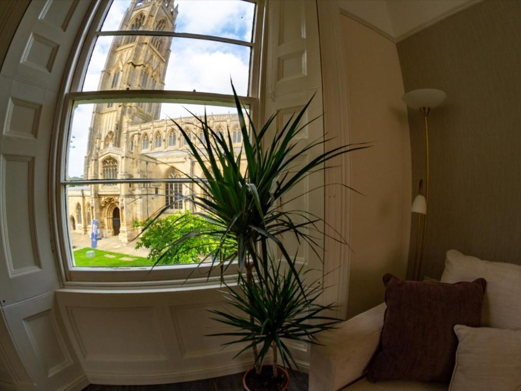 Church Lane Apartments Бостон Экстерьер фото